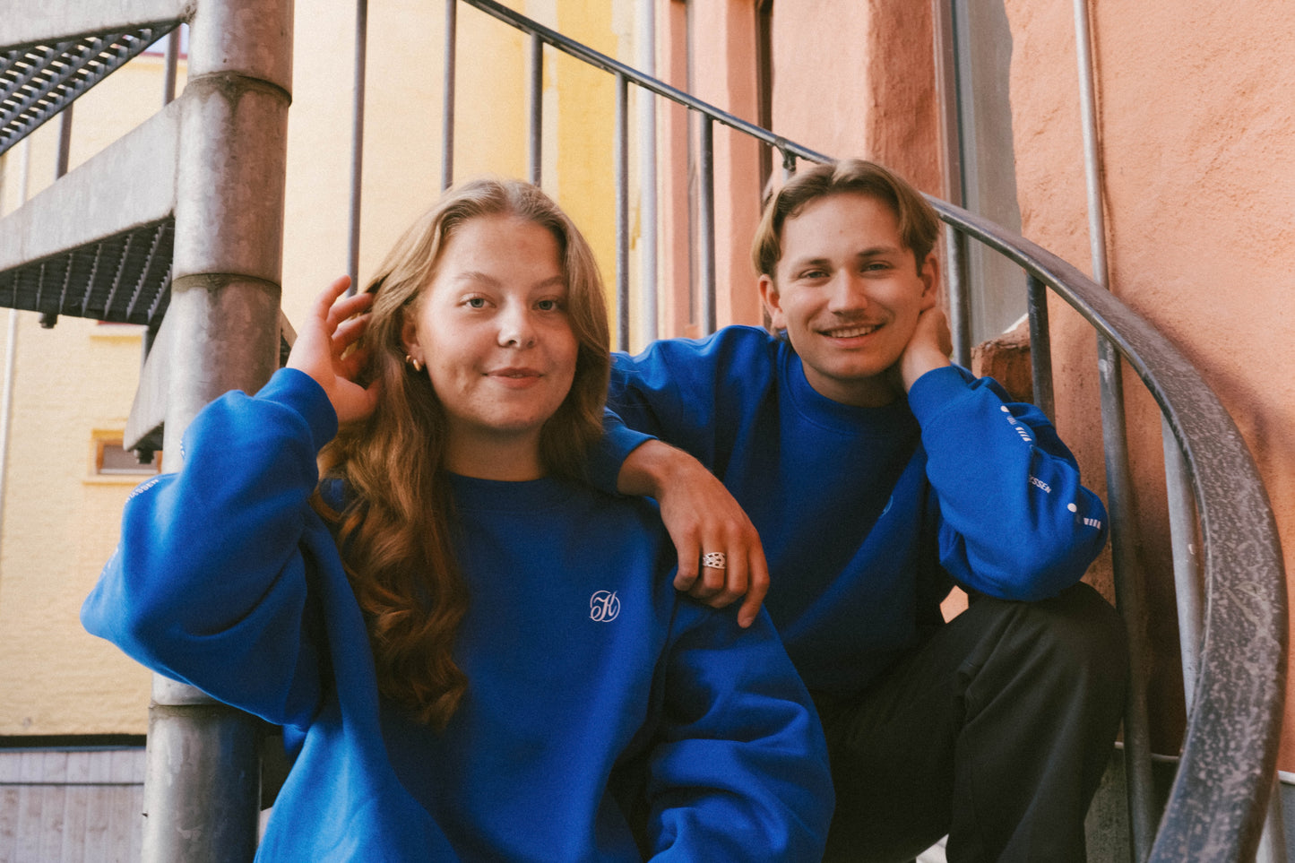 Blå Krussegenser Limited Edition